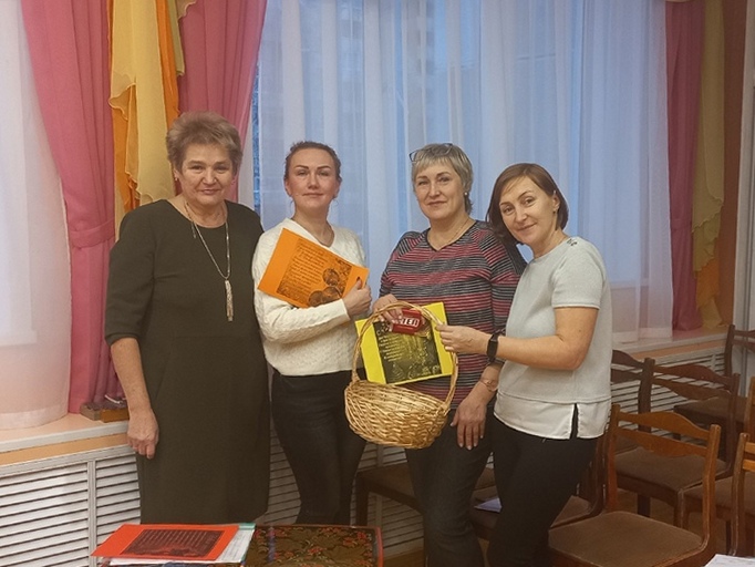 С окончанием педагогической практики
