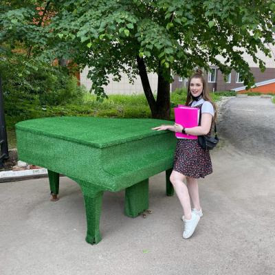 Абитуриенту!